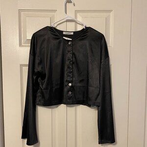 12th Tribe Cropped Blouse